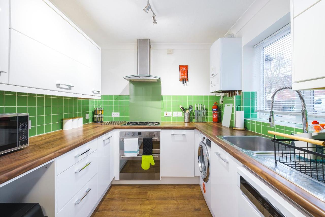 Beautiful 3 Bed House With Amazing Views In Dartford, Kent Apartment Bagian luar foto