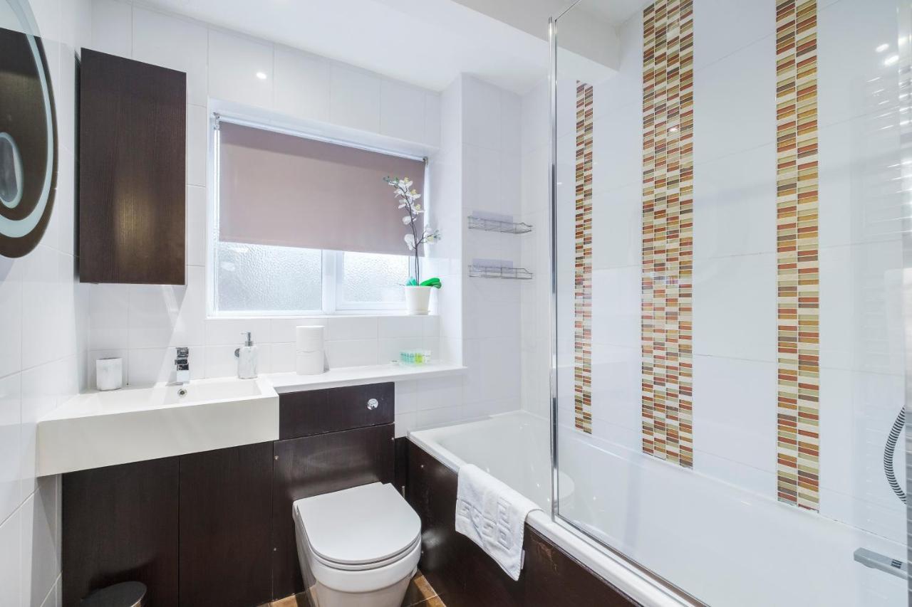 Beautiful 3 Bed House With Amazing Views In Dartford, Kent Apartment Bagian luar foto