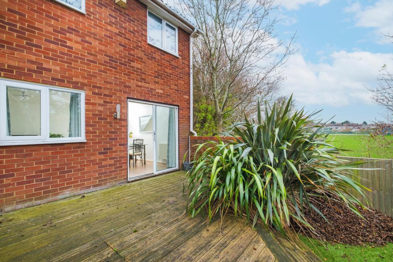 Beautiful 3 Bed House With Amazing Views In Dartford, Kent Apartment Bagian luar foto