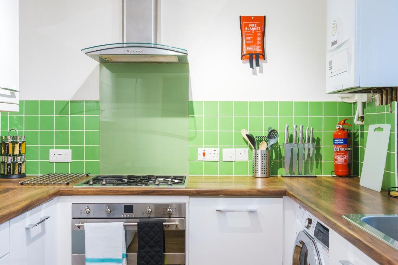 Beautiful 3 Bed House With Amazing Views In Dartford, Kent Apartment Bagian luar foto